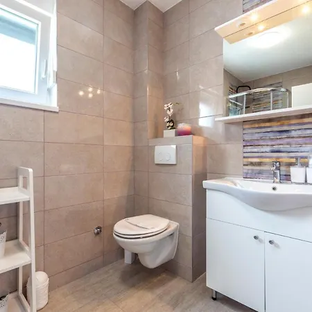 Apartment Rose Kaštela